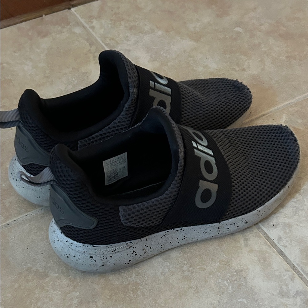 Adidas Charcoal and Light Gray Running Shoes - BOYS 6Y